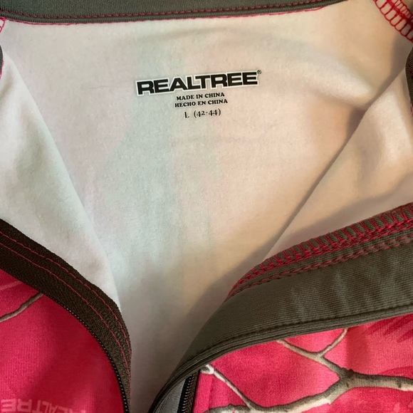 Real tree pullover - Picture 3 of 4